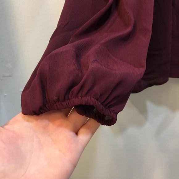 Juicy Couture Cold Shoulder Top - Picture 4 of 6